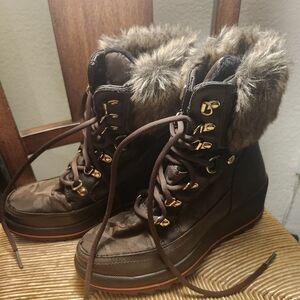 💖💖💖Guess Brown Faux-Fur Lace-Up Winter Boots💖💖💖